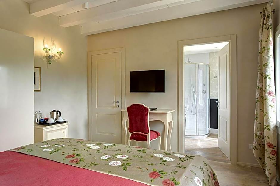 Photo 1 of 12 of Double Room with Spa Access
