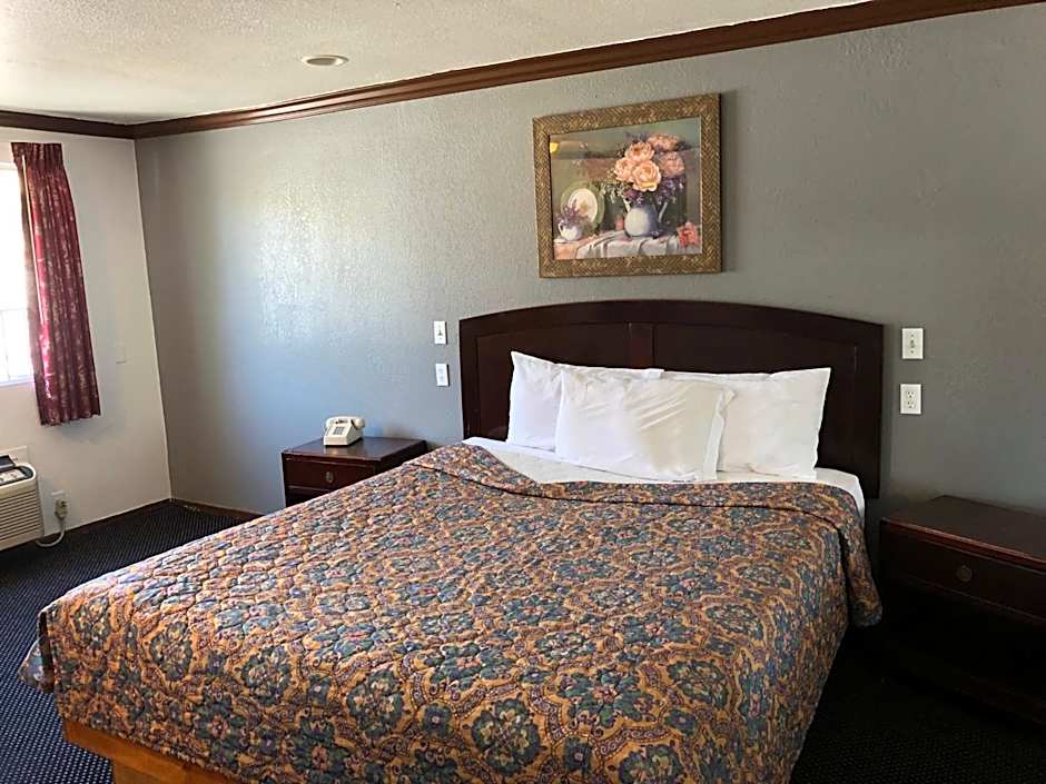 Starlight Inn, Valley Blvd - Downtown LA