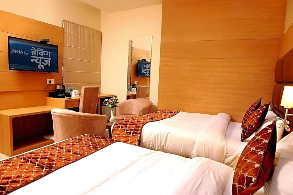 Hotel Landmark Near Golden Temple