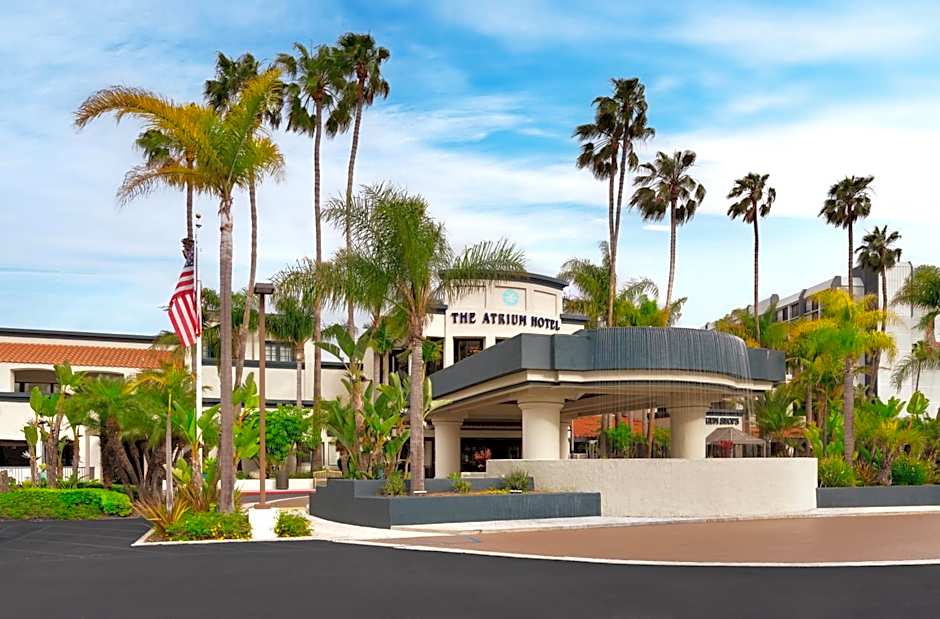 Atrium Hotel At Orange County Airport