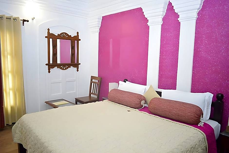 Le Chateau - A Heritage Boutique Hotel