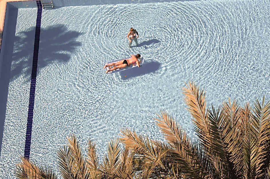 Crystal Springs Beach Hotel