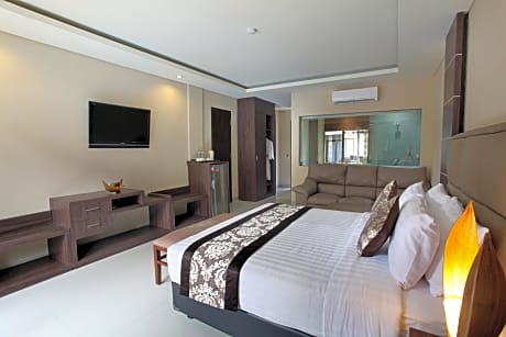 Superior Double Room with Balcony