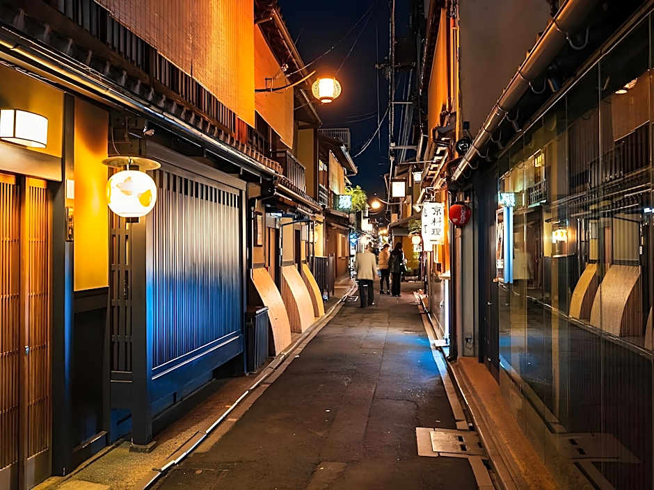 MIMARU KYOTO KAWARAMACHI GOJO