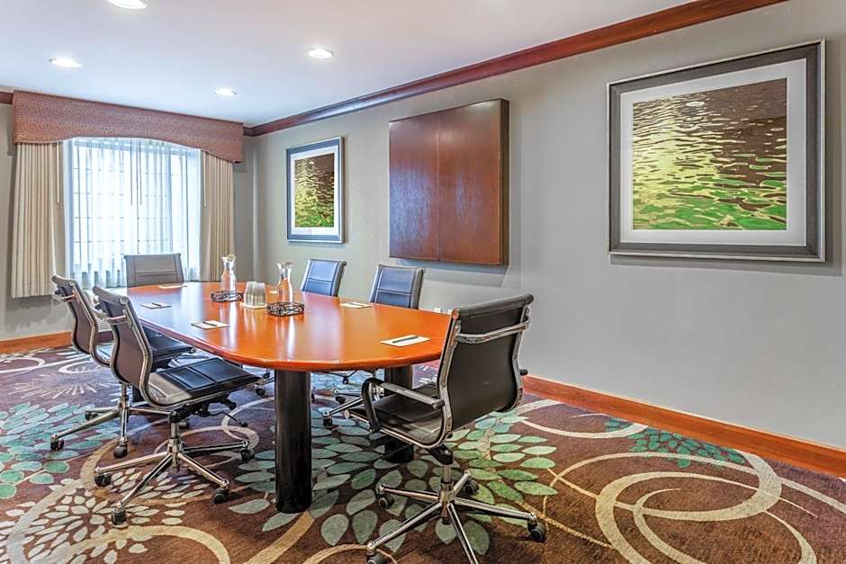 Staybridge Suites Davenport By IHG