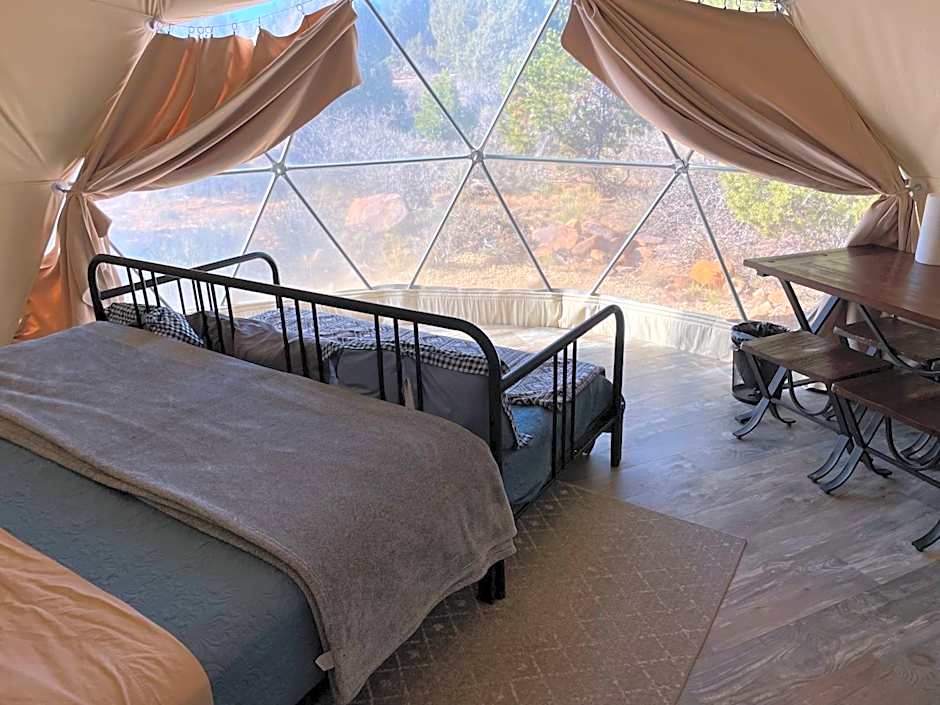 Blue Mountain Domes - The WOW Experience