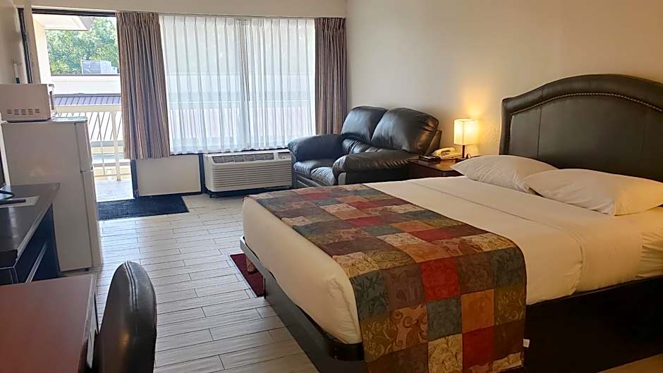 Simple Rewards Inn