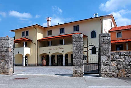 Hotel Malovec