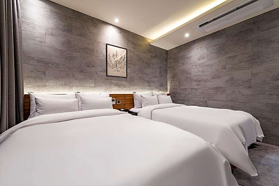 Sokcho Business Hotel CAMEL