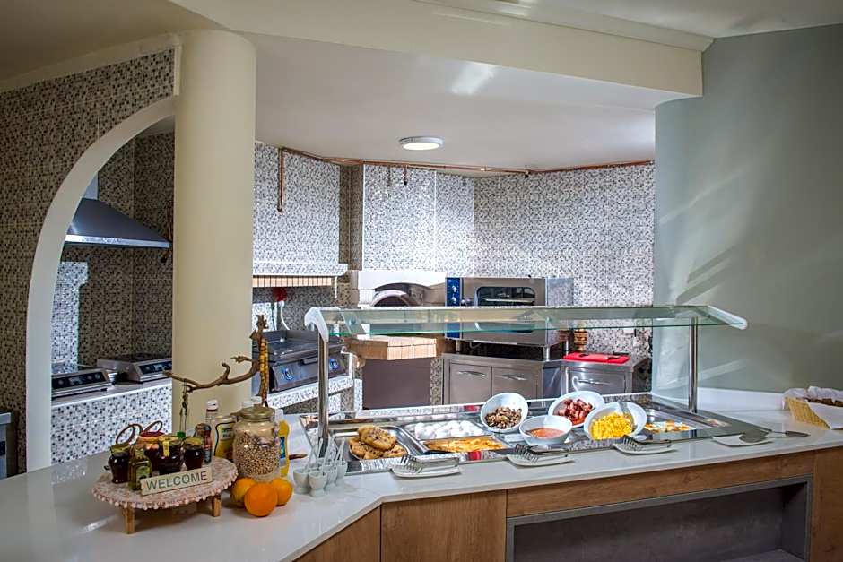 Bella Elena by Estia