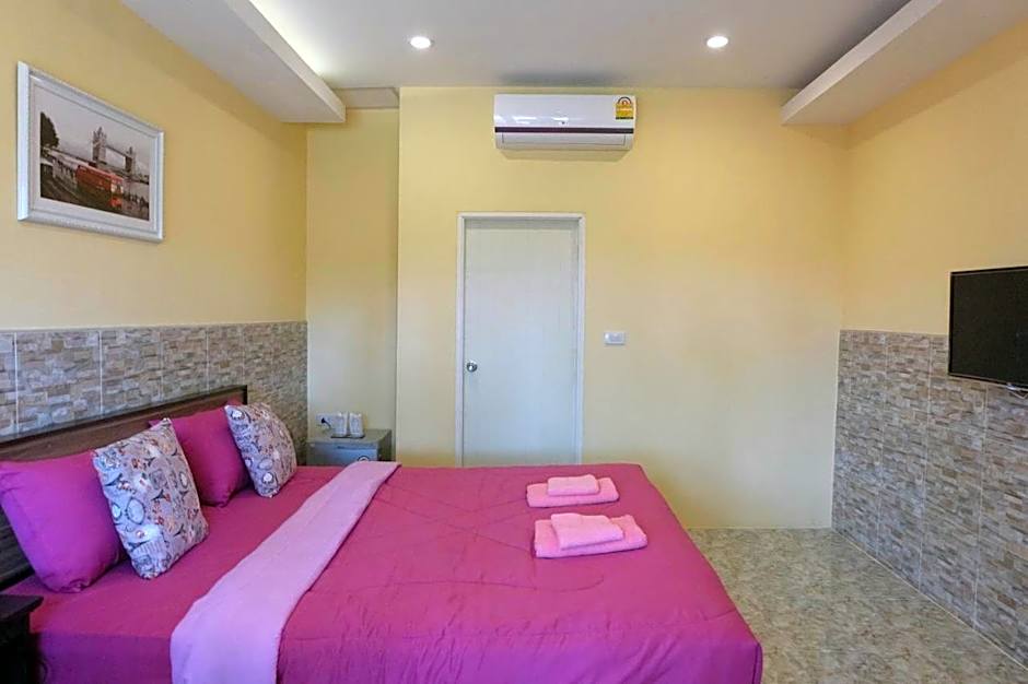 Aiyara House