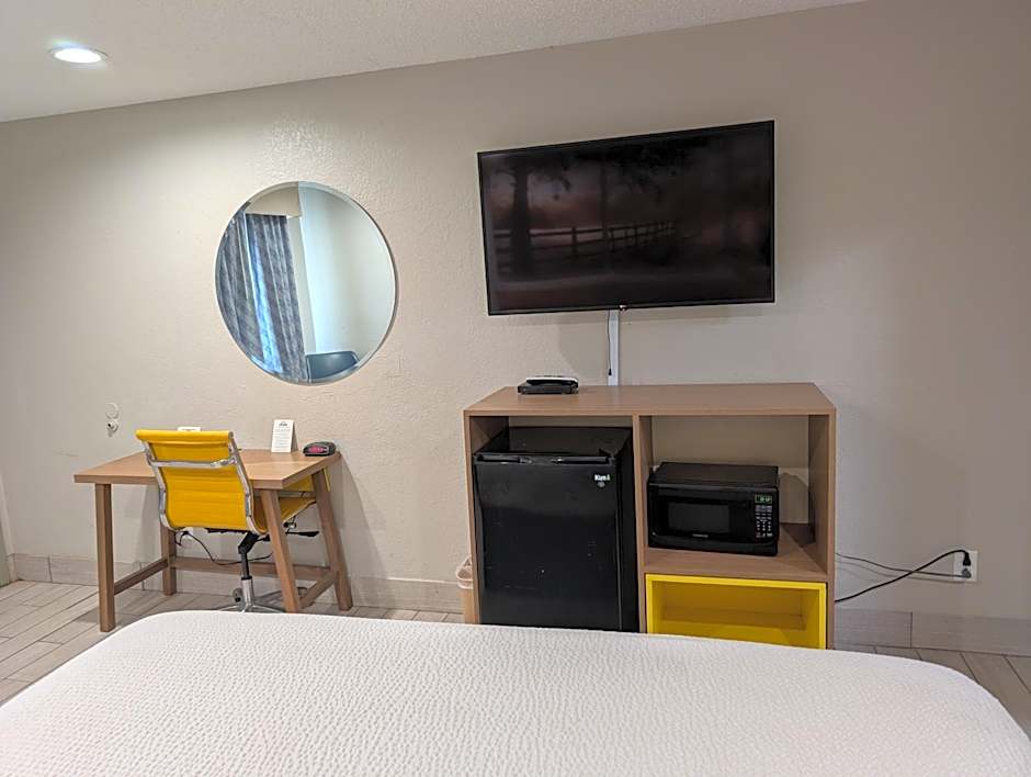 Days Inn by Wyndham Arcadia Louisiana