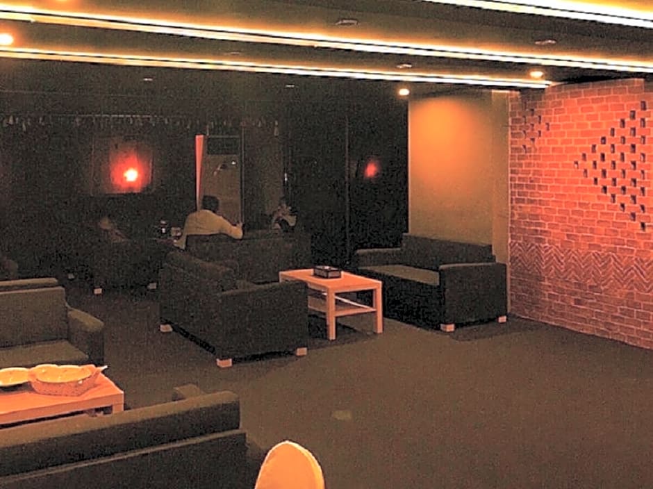 OYO 796 Paradise Sukhumvit Hotel