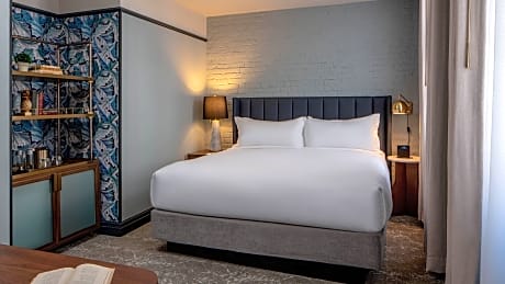 One Queen Bed