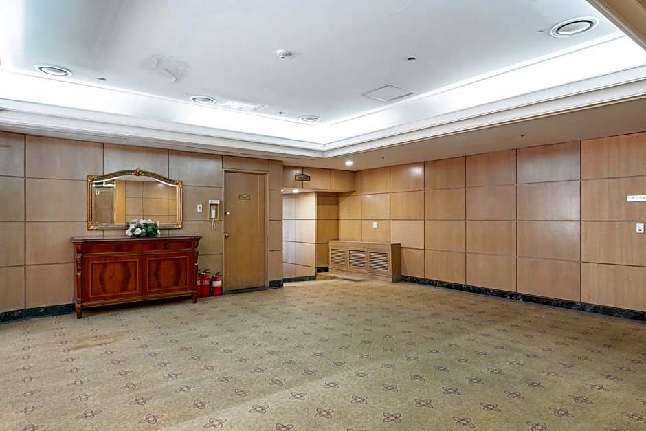 Onyang Hot Spring Hotel