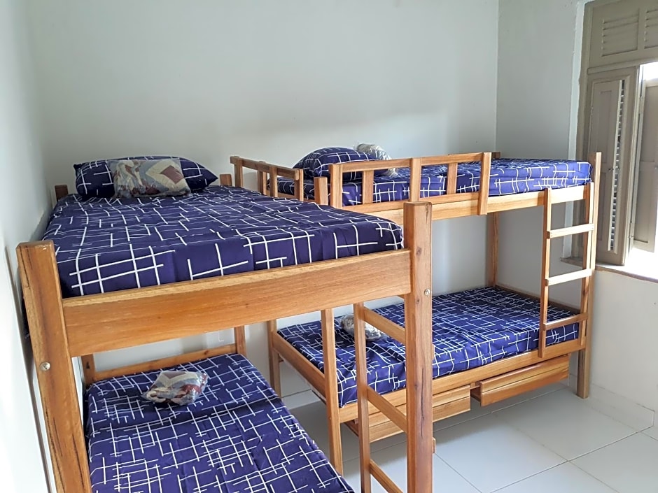C&R Hostel Residencial