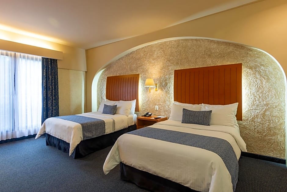 Hotel Flamingo Inn