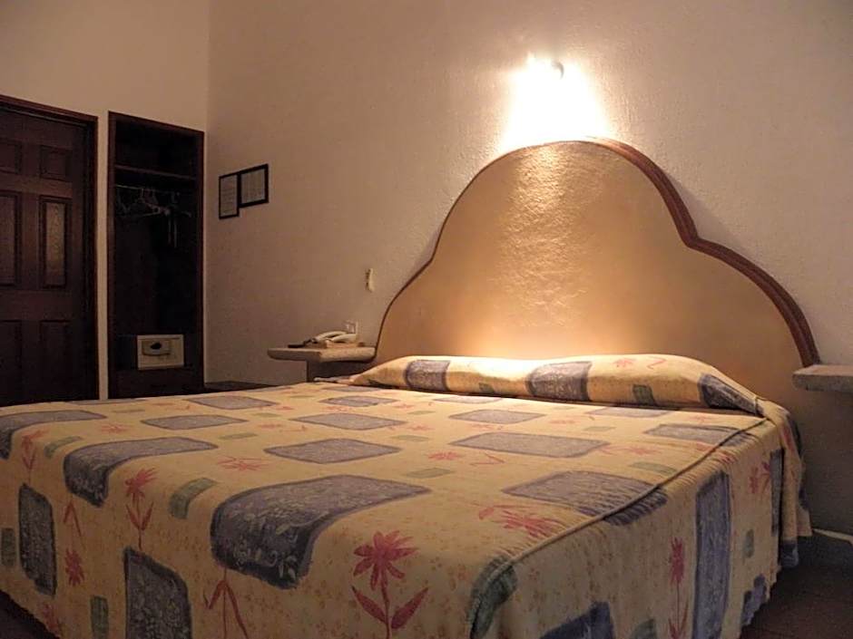 Hotel Fenix