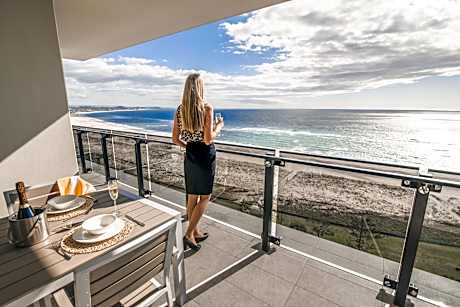 Iconic Kirra Beach Resort