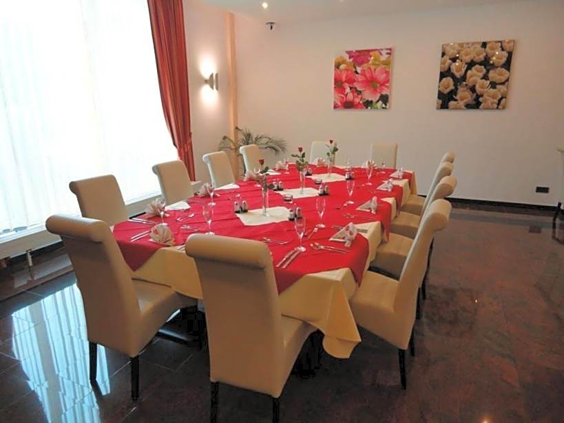 Grand Hotel Dream Main City Center
