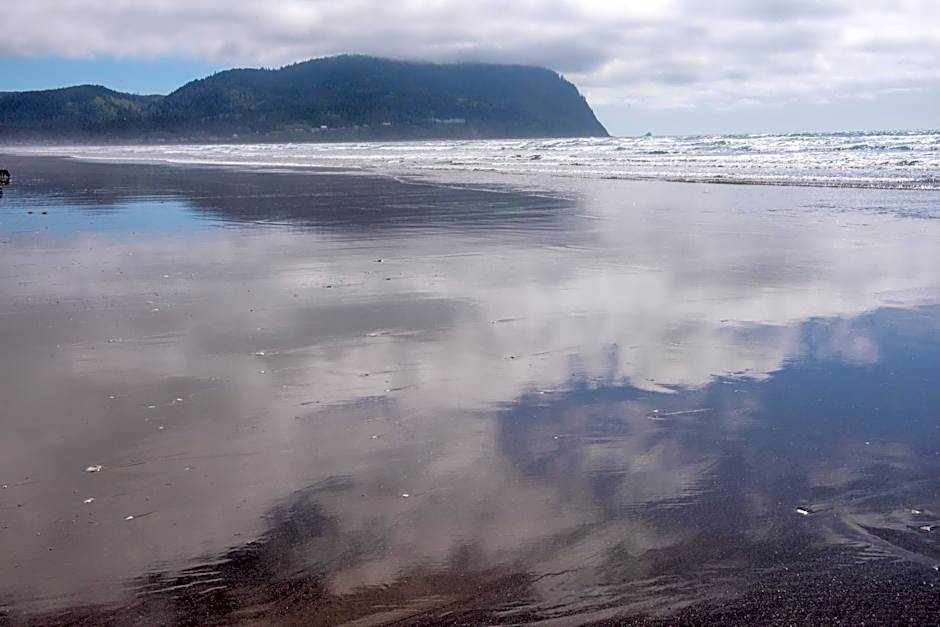 The Ocean Front at Seaside