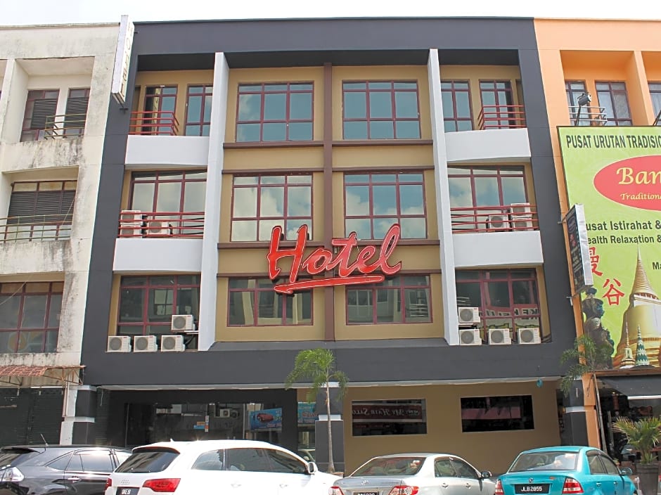 Clover Hotel