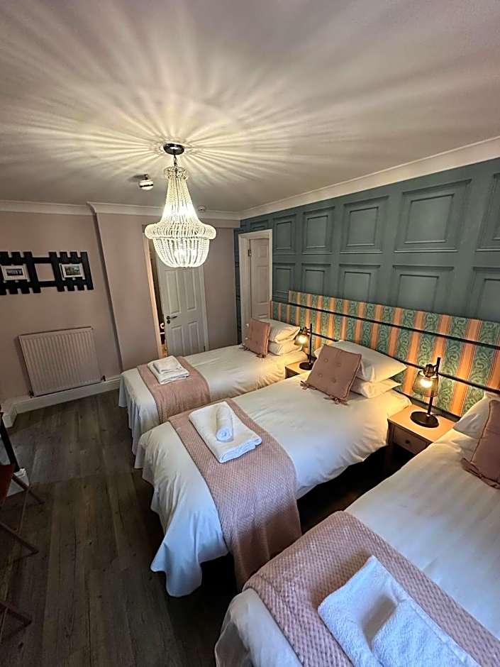 The Cambridge Guest House by Tas