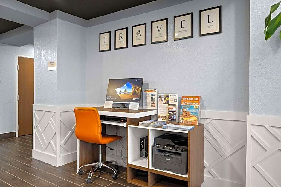 Clarion Pointe Lakeland I-4