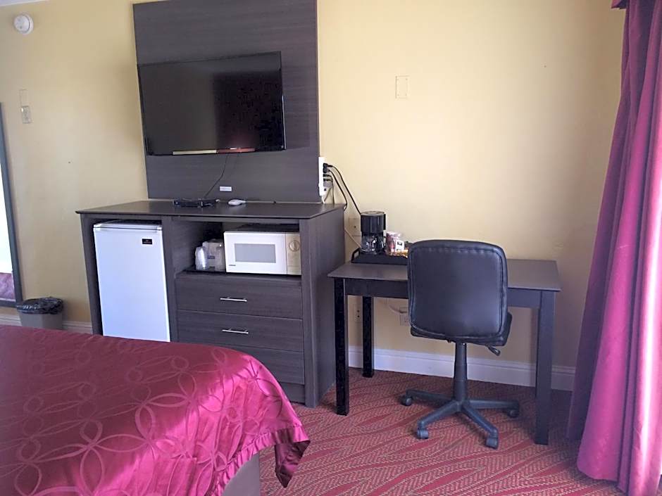 Americas Best Value Presidents Inn On Munras