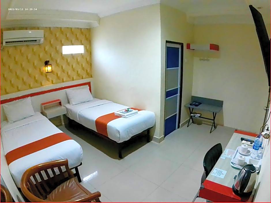 Photo 1 of 1 of Executive 2 Beds
