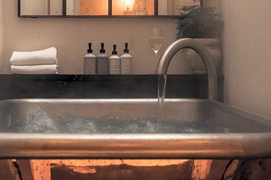 No.124 by GuestHouse, Brighton