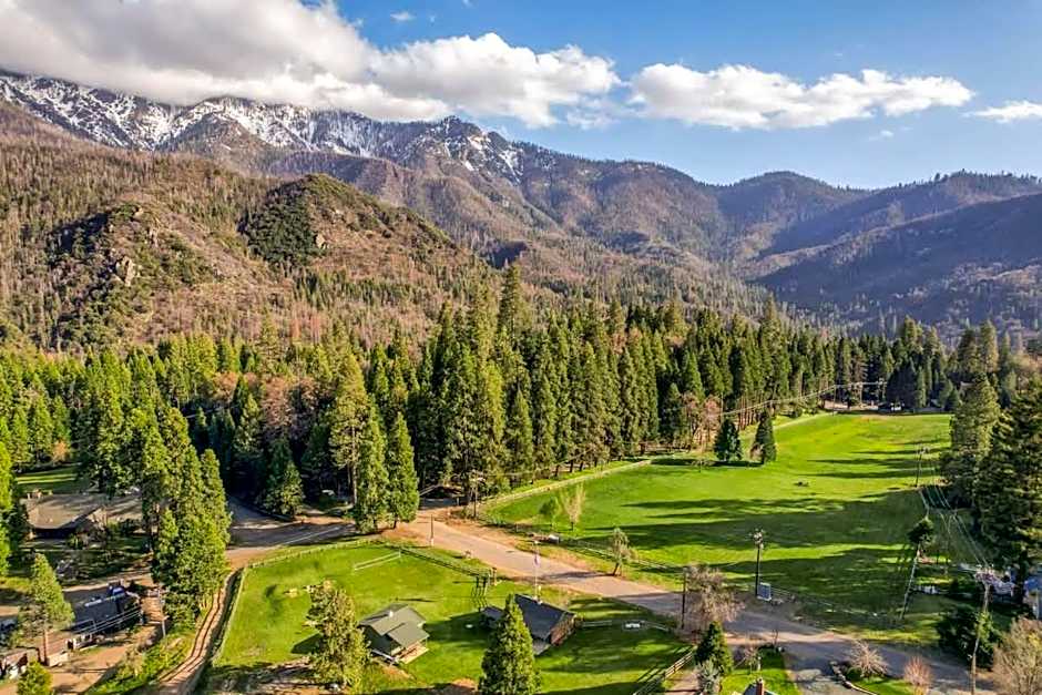 Camp Nelson Lodge Room 10