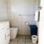Jack & Di's Waiteti Lakefront Motel
