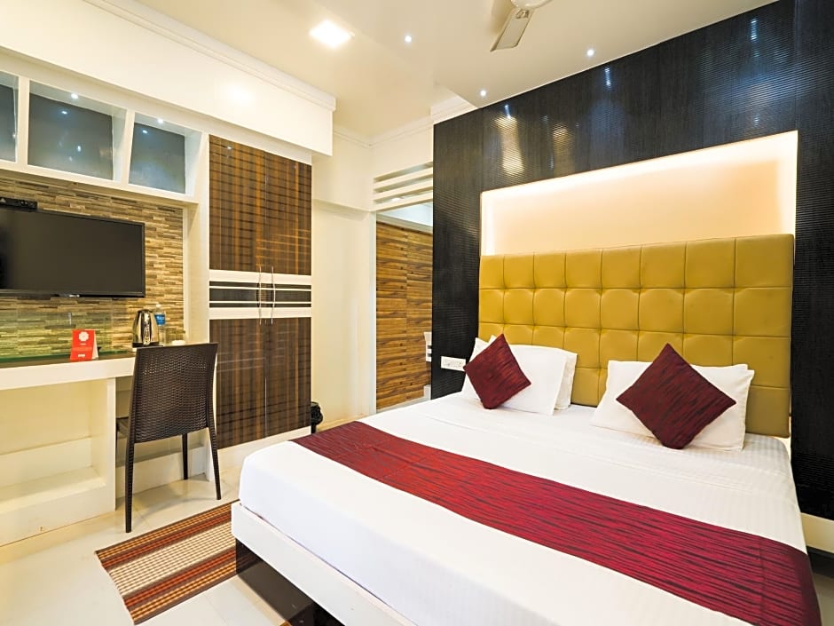 9943 Hotel Cocoa Tree