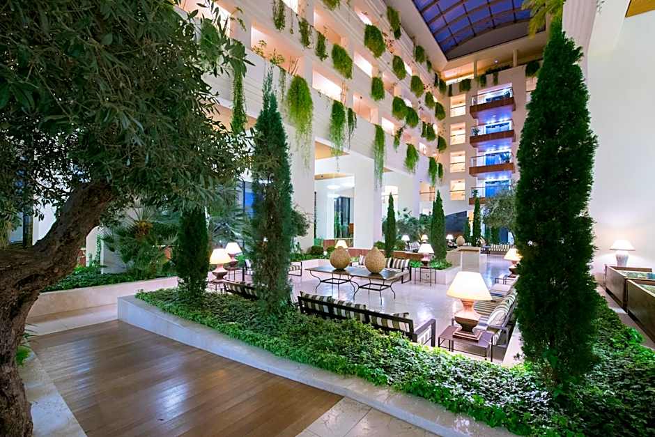 Puerto Antilla Grand Hotel