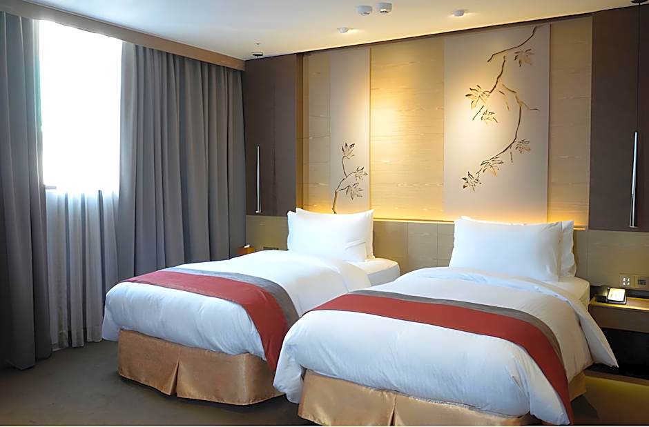 Green World Hotel-Grand Nanjing