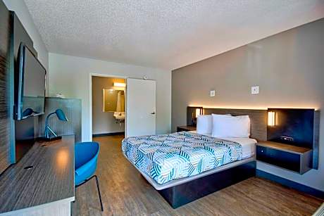 Motel 6-Warren, MI - Detroit East