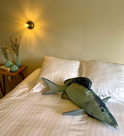 Standard Room - Green Fish