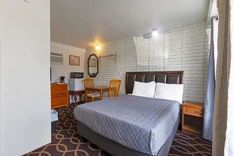 Queen Room - Disability Access