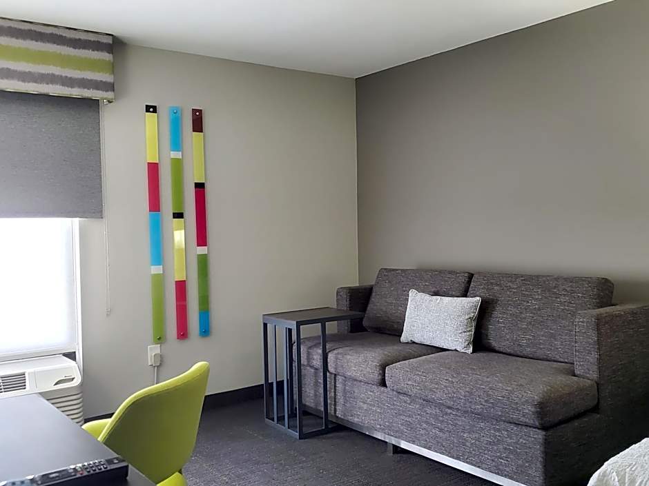 Hampton Inn By Hilton Olathe