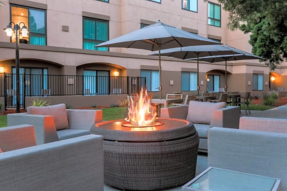 DoubleTree Suites by Hilton Sacramento - Rancho Cordova – Rancho Cordova, CA