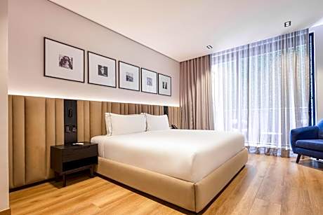 King Room with Balcony