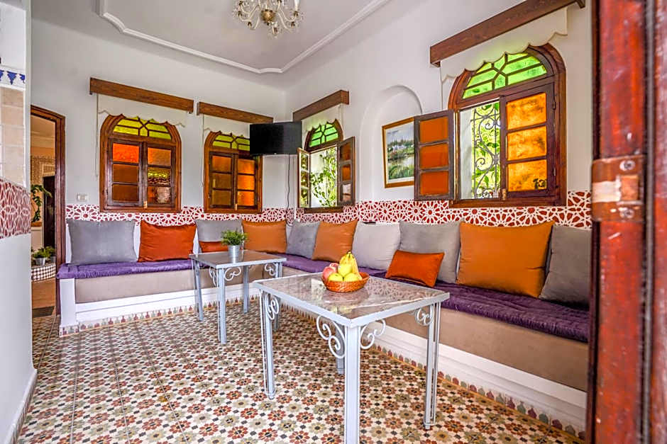 Riad Salt River