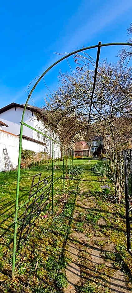 Happy Mood Apartments