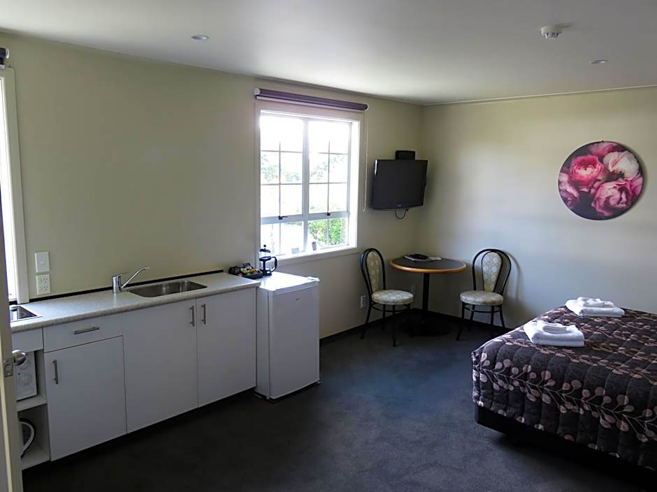 Admirals Motor Lodge