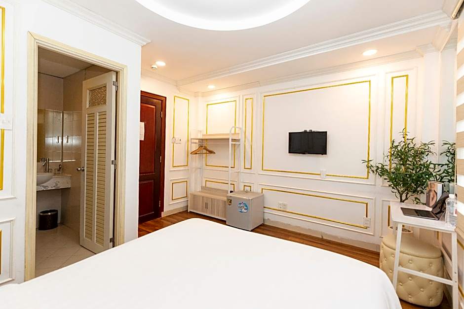 Quý Hùng Hotel - City Centre