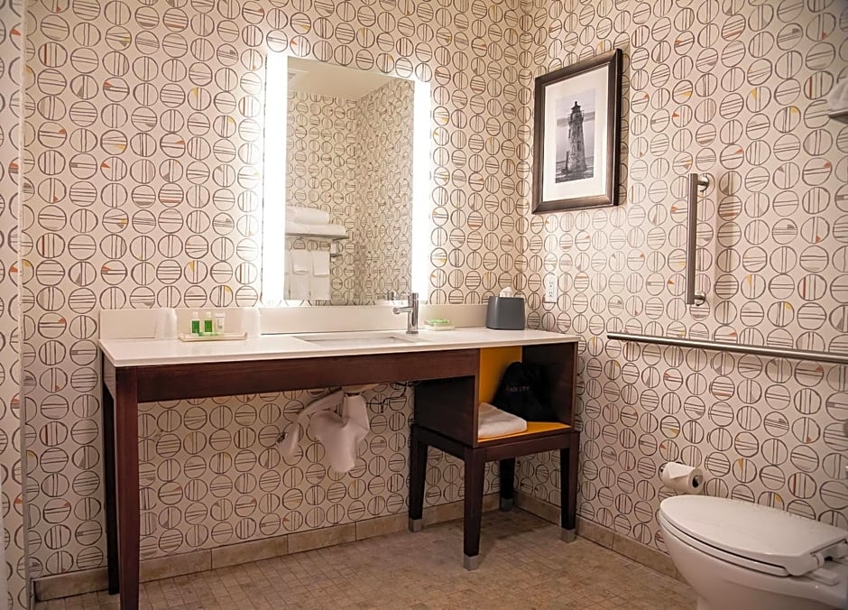 Holiday Inn & Suites - Savannah Airport - Pooler, an IHG Hotel