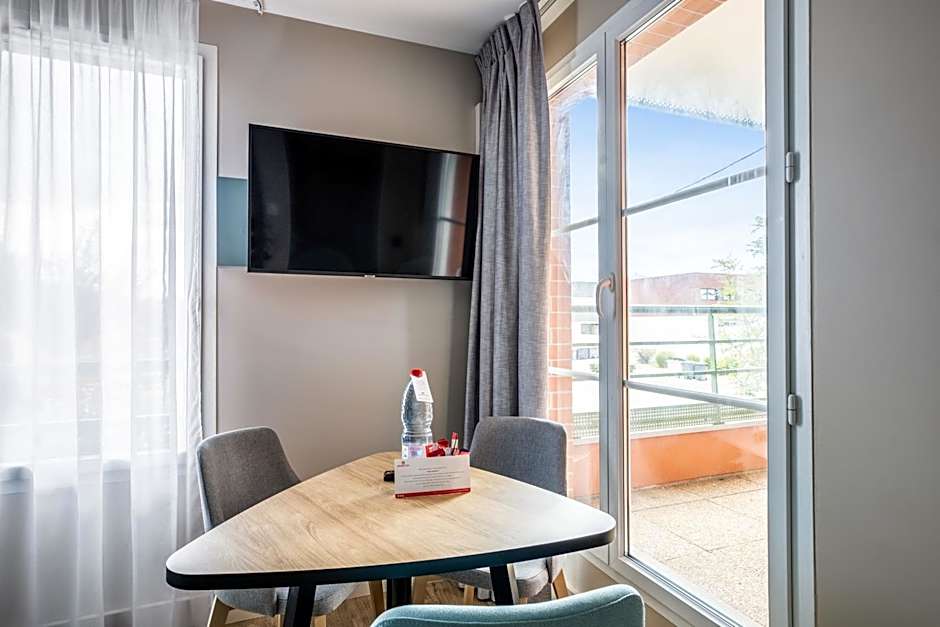 Appart'City Confort St Quentin En Yvelines - Bois D'Arcy