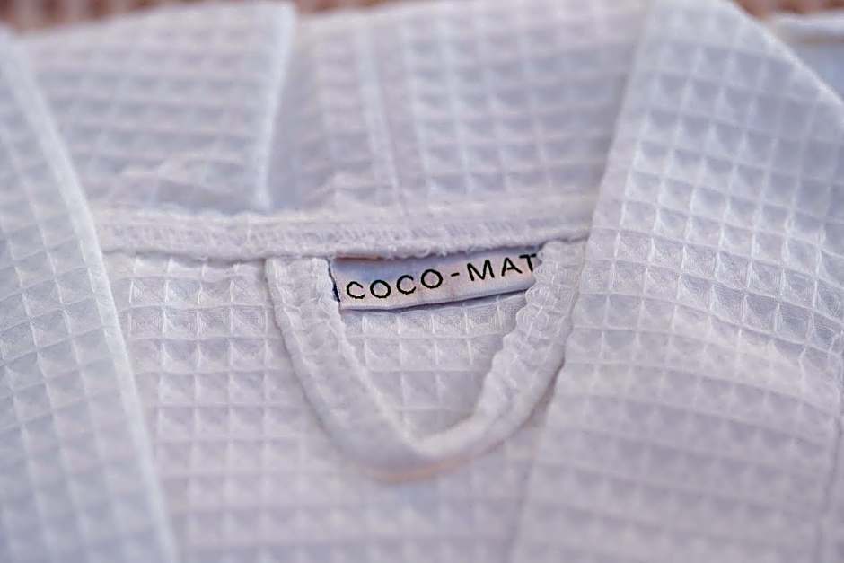 Aelia Collection Suites - Adults Friendly