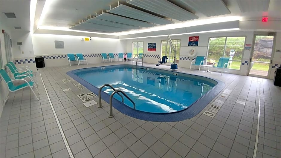 AmericInn by Wyndham Duluth